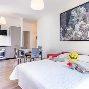 https://alessias-flat-milano-m3-corvetto.it-lombardy.com