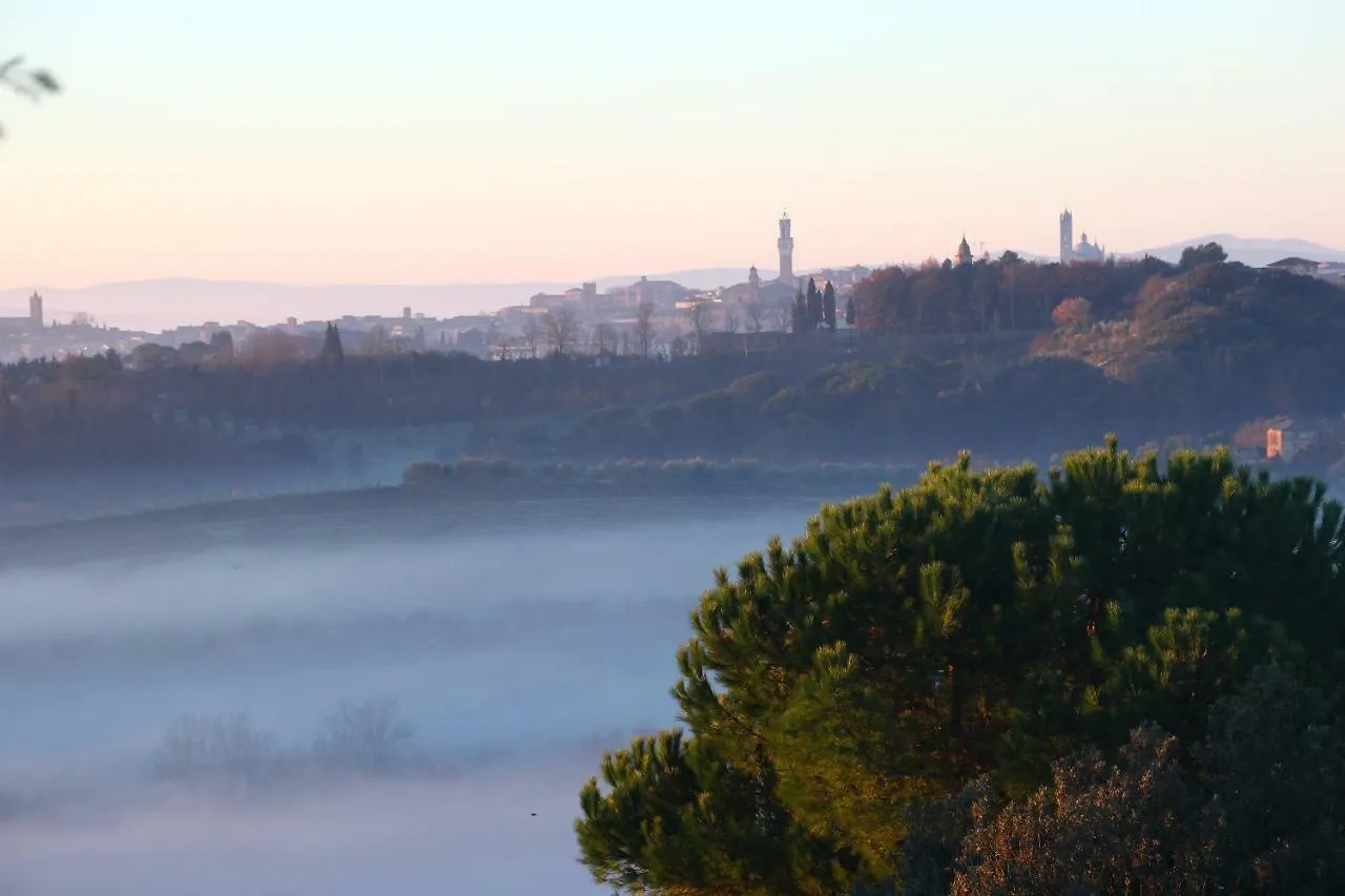 Borgo La Torre Alle Tolfe Siena Italien